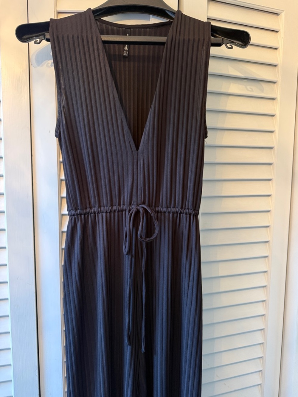 stradivarius Black Sleeveless V-Neck Ribbed Jumpsuit